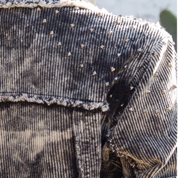 Distressed Gray Corduroy Studded Denim Jacker - A must for Summer! - Picture 12 of 17